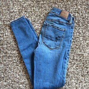 American Eagle Outfitters Blue Skinny Jeans size 2R